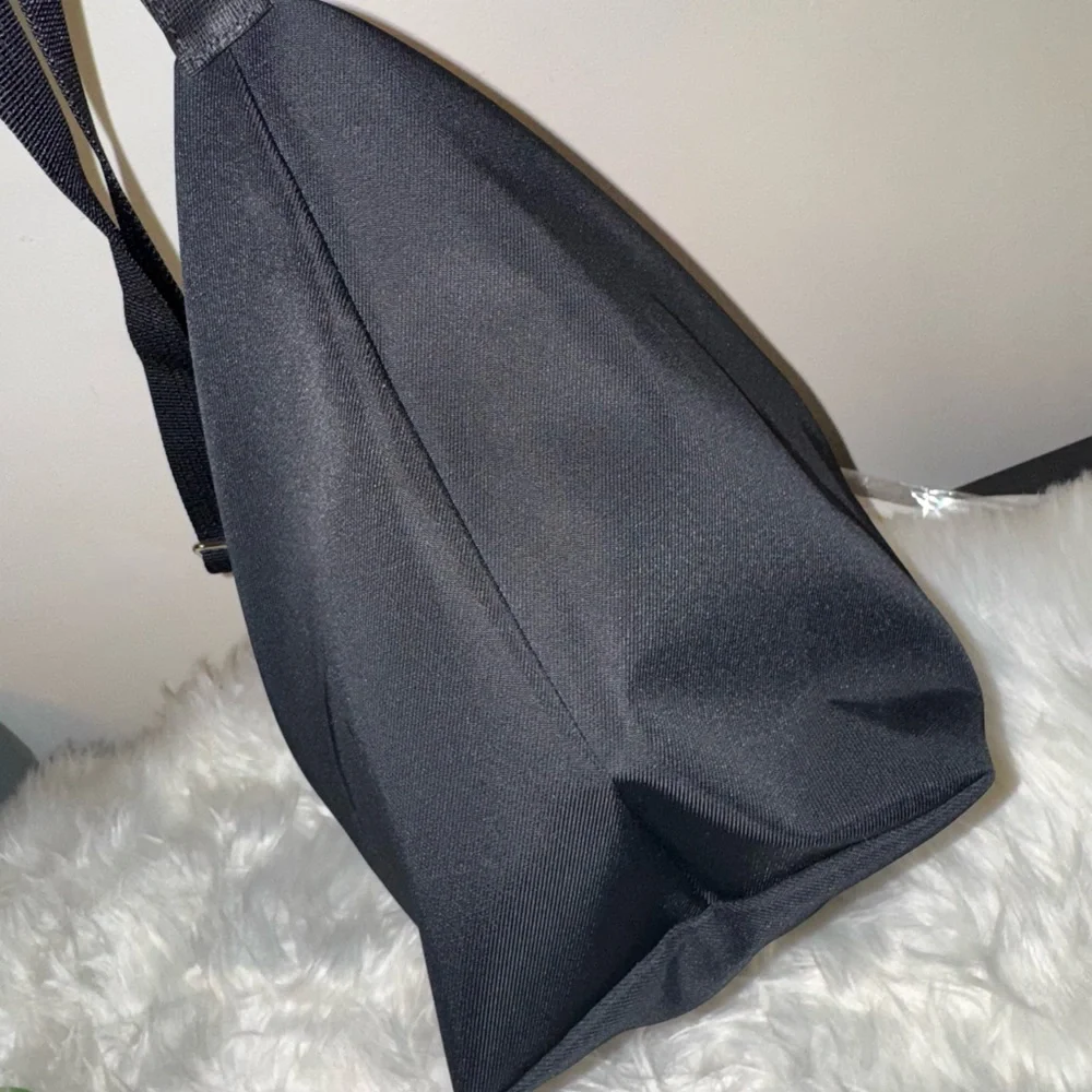 Longchamp Black Le Pliage XL Energy Handbag - Picture 6 of 9